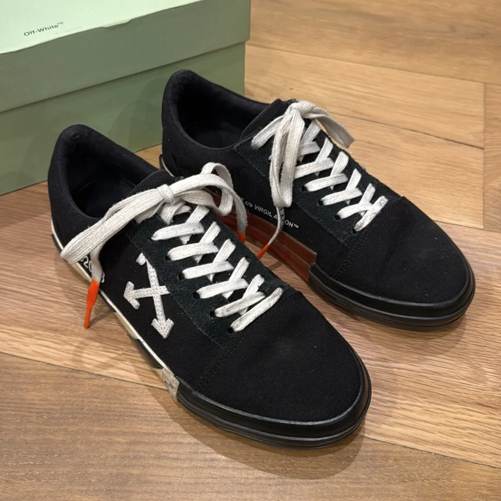 2019 Off-White Vulc Low Top 'Black' Sneakers Virgil Abloh 39 - Picture 2 of 10